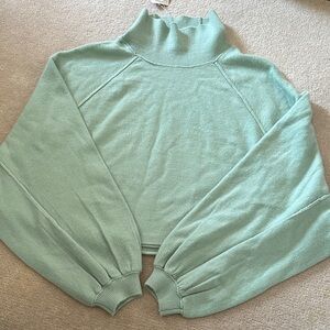 Free People 100% Cashmere Turtleneck Balloon-Sleeve Sweater!